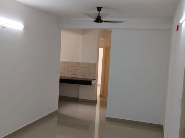 Rental | 2 BHK 673 Sq.Ft. Apartment in Pyramid Elite