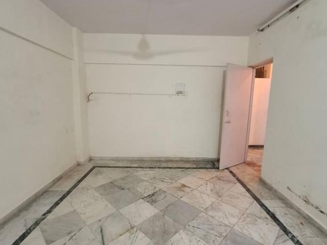 Rental | 2 BHK + 680 Sq.Ft. Apartment in IC Colony