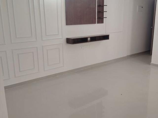 Rental | 2 BHK 680 Sq.Ft. Apartment in Pareena Om Apartments