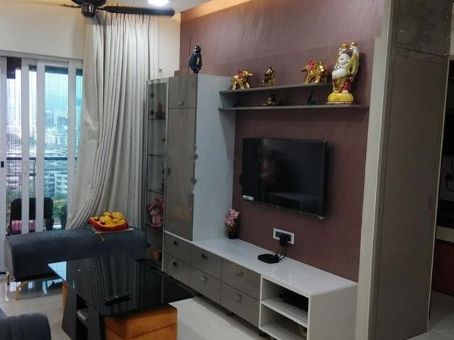 Rental | 2 BHK 680 Sq.Ft. Apartment in Rustomjee Azziano Wing E