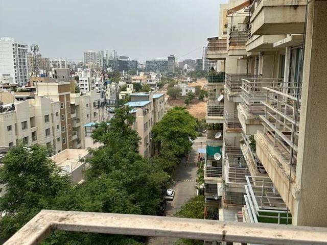 Rental | 2 BHK + 683 Sq.Ft. Apartment in Comfort Zone