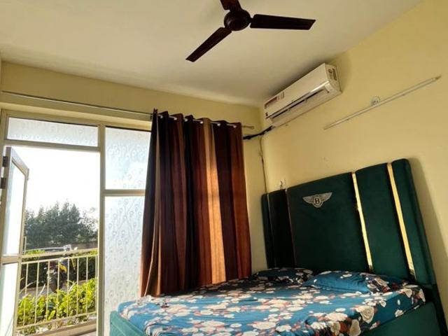 Rental | 2 BHK 698 Sq.Ft. Apartment in Pyramid Heights