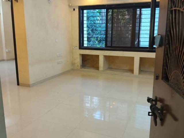 Rental | 2 BHK 699 Sq.Ft. Apartment in Evershine Park
