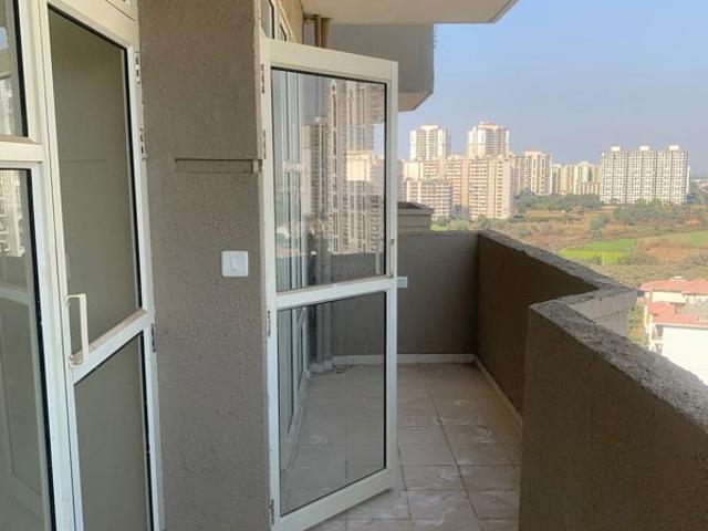 Rental | 2 BHK 690 Sq.Ft. Apartment in Pyramid Elite