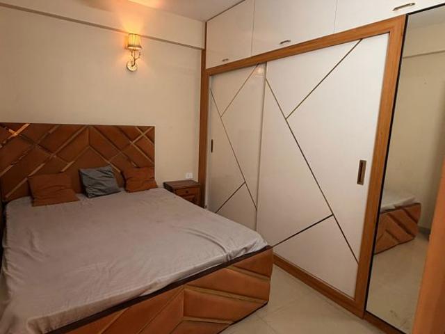 Rental | 2 BHK + 690 Sq.Ft. Apartment in Shree Vardhman Green Court