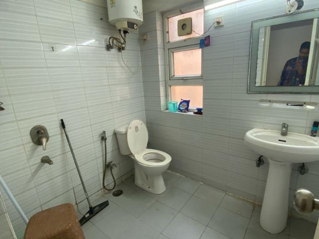 Rental | 2 BHK 704 Sq.Ft. Apartment in Bptp Park Floors I
