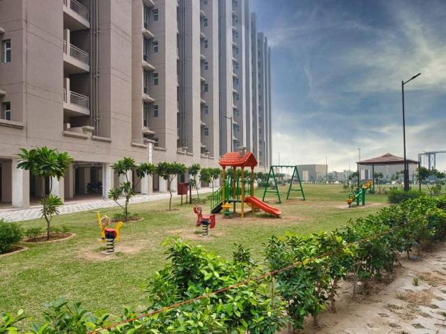 Rental | 2 BHK 705 Sq.Ft. Apartment in Conscient Habitat 102