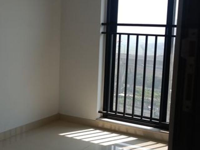 Rental | 2 BHK 705 Sq.Ft. Apartment in Santacruz West
