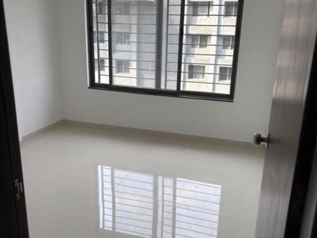Rental | 2 BHK 709 Sq.Ft. Apartment in Manav La Centra