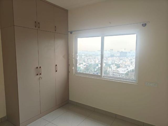Rental | 2 BHK 700 Sq.Ft. Apartment in TVS Emerald Jardin