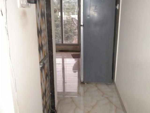 Rental | 2 BHK 700 Sq.Ft. Apartment in Vikram Building