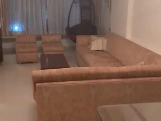 Rental | 2 BHK 700 Sq.Ft. Apartment in Aaradhana Chs Lokhandwala