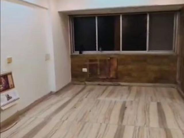 Rental | 2 BHK 700 Sq.Ft. Apartment in Andheri CHS