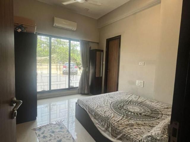Rental | 2 BHK 700 Sq.Ft. Apartment in Andheri West
