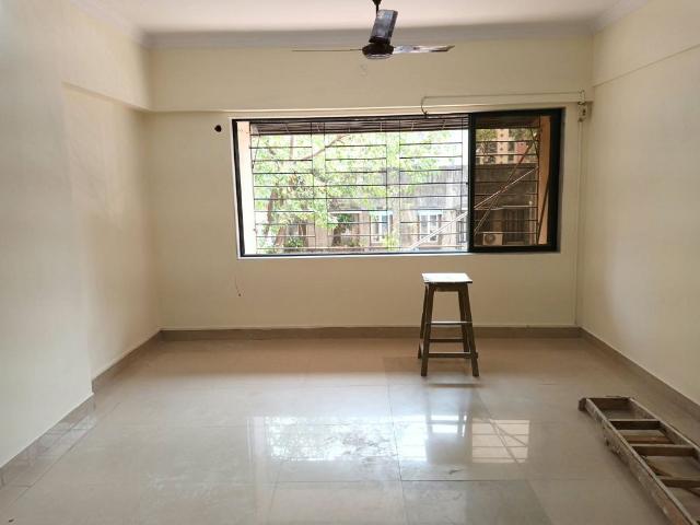 Rental | 2 BHK + 700 Sq.Ft. Apartment in Bandra West