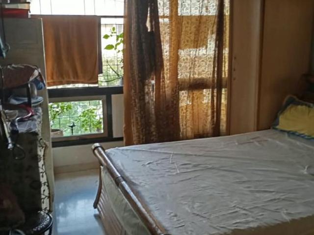 Rental | 2 BHK + 700 Sq.Ft. Apartment in Bandra West