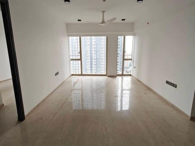 Rental | 2 BHK 700 Sq.Ft. Apartment in Chandak Cornerstone