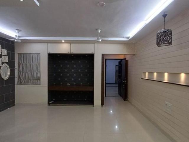 Rental | 2 BHK 700 Sq.Ft. Apartment in Dosti Vihar