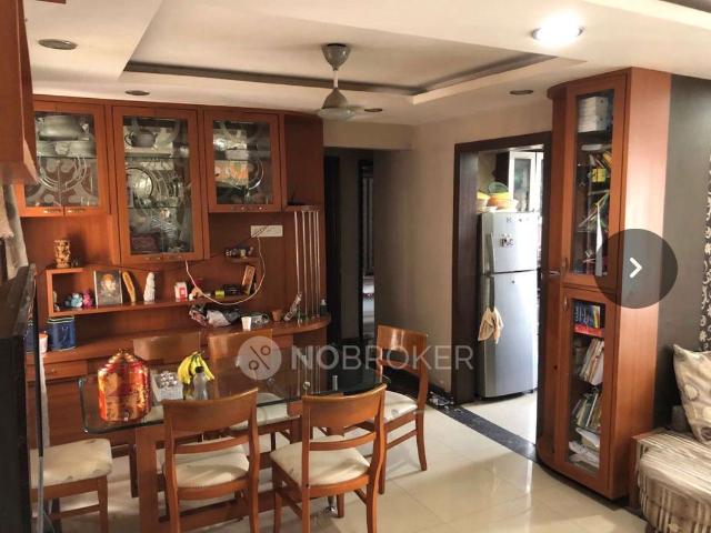 Rental | 2 BHK 700 Sq.Ft. Apartment in Gala Pride Park