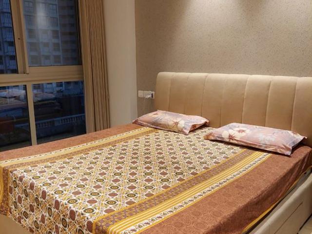 Rental | 2 BHK + 700 Sq.Ft. Apartment in Hiranandani Castle Rock
