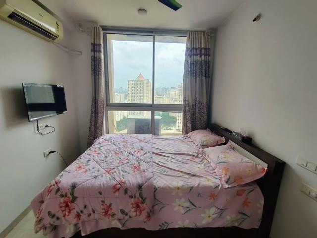 Rental | 2 BHK + 700 Sq.Ft. Apartment in Hiranandani Estate