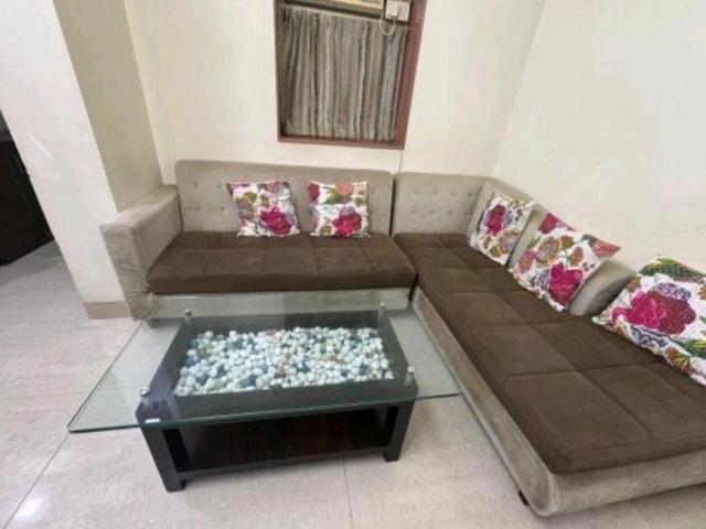 Rental | 2 BHK + 700 Sq.Ft. Apartment in Juhu