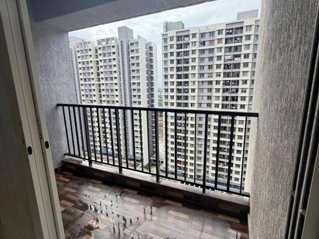 Rental | 2 BHK 700 Sq.Ft. Apartment in Kolte Patil Life Republic R 10