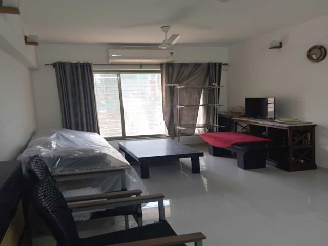 Rental | 2 BHK 700 Sq.Ft. Apartment in Matoshree Pride