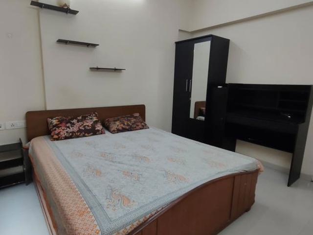 Rental | 2 BHK 700 Sq.Ft. Apartment in Mayfair Housing Hillcrest