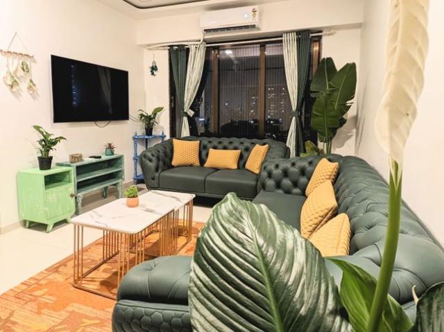 Rental | 2 BHK + 700 Sq.Ft. Apartment in Platinum Life