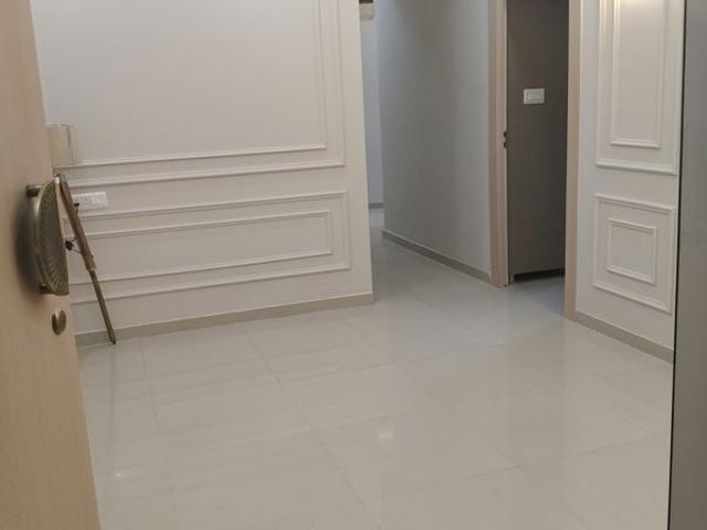 Rental | 2 BHK 700 Sq.Ft. Apartment in Pyramid Midtown