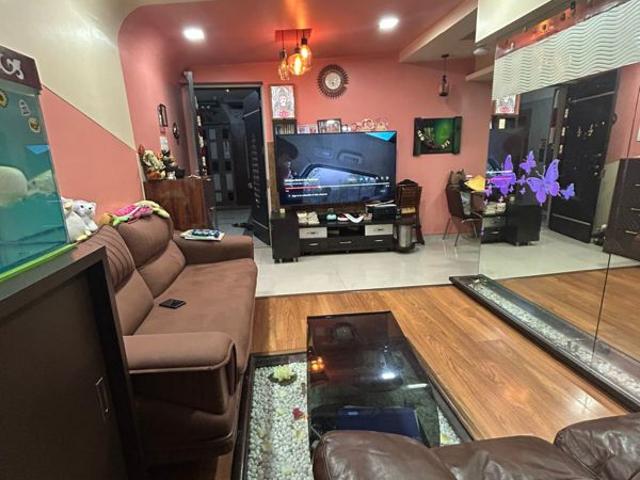 Rental | 2 BHK 700 Sq.Ft. Apartment in Raj Legacy I