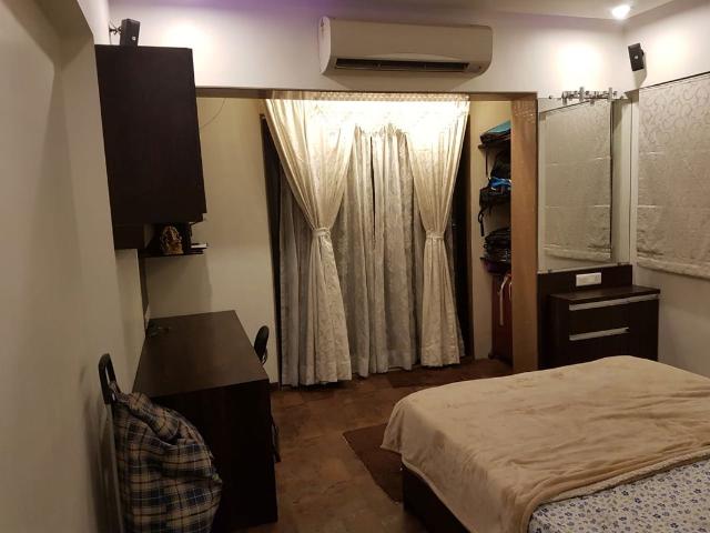 Rental | 2 BHK 700 Sq.Ft. Apartment in Raunak Paradise