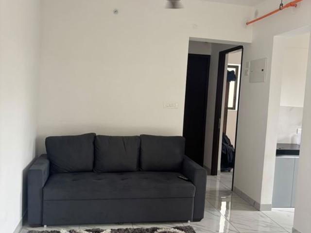 Rental | 2 BHK 700 Sq.Ft. Apartment in Raymond Ten X Vibes