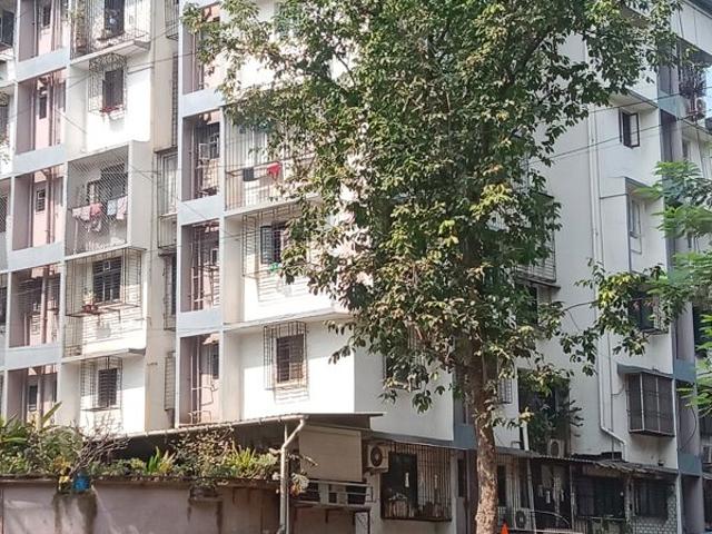 Rental | 2 BHK 700 Sq.Ft. Apartment in Royal Complex Borivalli