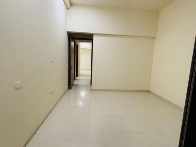 Rental | 2 BHK 700 Sq.Ft. Apartment in Runwal Olive