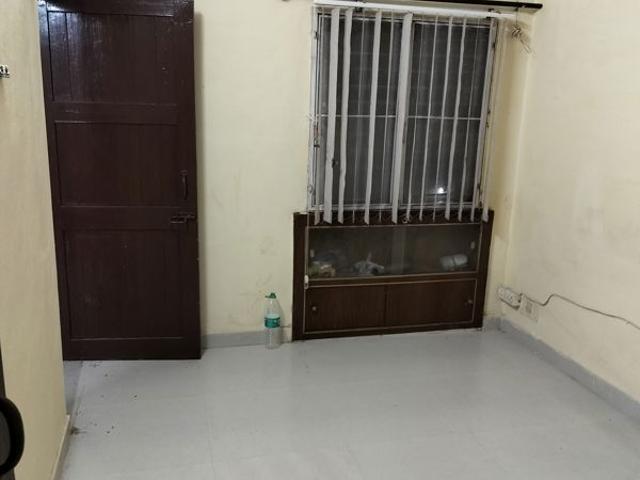 Rental | 2 BHK + 700 Sq.Ft. Apartment in Sector 14 Dwarka
