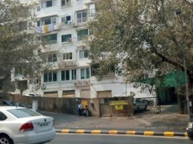 Rental | 2 BHK 700 Sq.Ft. Apartment in Sunita Apartment