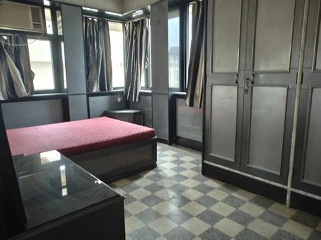 Rental | 2 BHK 700 Sq.Ft. Apartment in Suleman Chembar Apartment