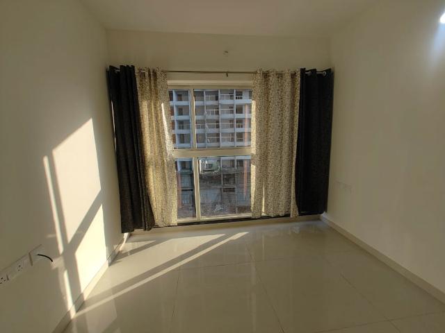 Rental | 2 BHK + 702 Sq.Ft. Apartment in Paranjape Trident Towers