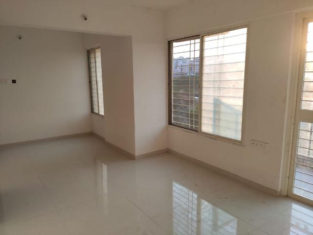 Rental | 2 BHK 715 Sq.Ft. Apartment in Kohinoor Reina