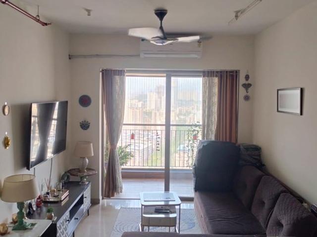 Rental | 2 BHK 711 Sq.Ft. Apartment in Kalpataru Paramount