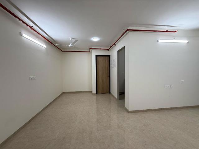Rental | 2 BHK + 712 Sq.Ft. Apartment in Dosti Eastern Bay