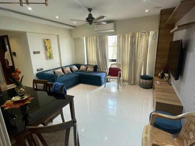 Rental | 2 BHK 713 Sq.Ft. Apartment in Andheri West