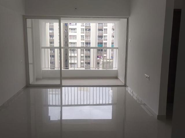 Rental | 2 BHK + 720 Sq.Ft. Apartment in Akshay Yash Grecia