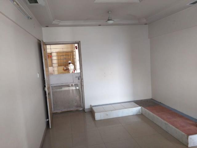 Rental | 2 BHK 720 Sq.Ft. Apartment in Kalpataru Serenity