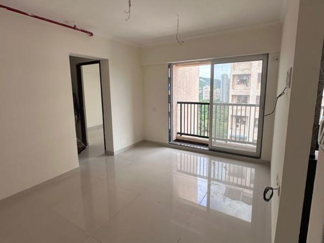 Rental | 2 BHK 720 Sq.Ft. Apartment in Lodha Luxuria Priva