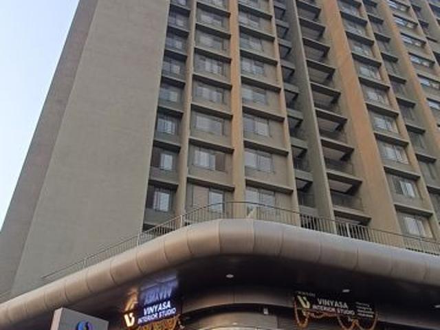 Rental | 2 BHK 720 Sq.Ft. Apartment in Manav La Centra
