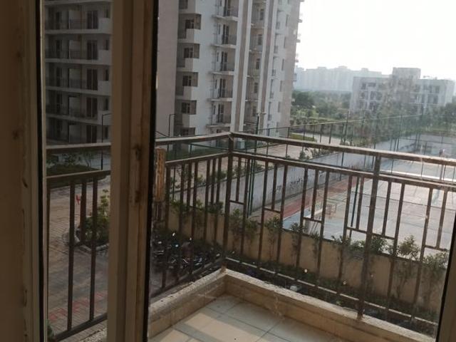 Rental | 2 BHK 735 Sq.Ft. Apartment in Signature Global Synera