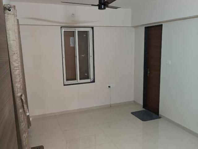 Rental | 2 BHK 730 Sq.Ft. Apartment in Kuber Antonia